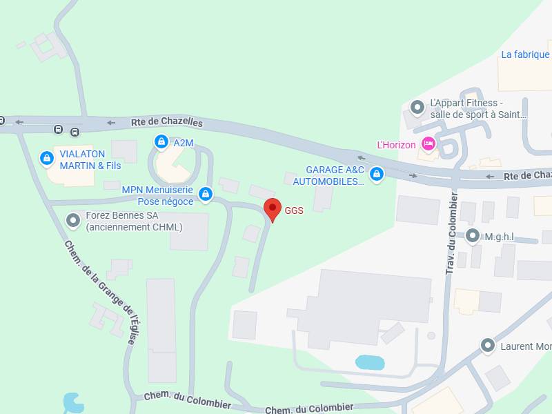 Rte de Chazelles : Carte de la zone commerciale et des entreprises. Carte de la Rte de Chazelles montrant le pôle commercial : VIALATON MARTIN & Fils, MPN Menuiserie, Forez Bennes, Garage A&C, GGS.